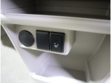 運転席シートヒーター装備☆ボタンを押せばすぐに暖かくなるので、寒い日に重宝します◎