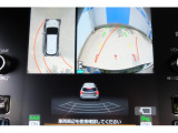 バックギアに入れるとバックカメラの映像がナビに映ります。障害物までの距離もわかりやすいです。