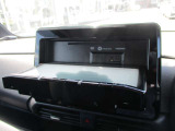 CD・DVD・SDの再生も対応しています♪