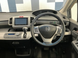 運転しやすいインパネ周りです!見やすいレイアウトで快適なドライブをサポートします!