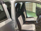 ご覧いただきありがとうございます!安心保証付きの展示車を多数揃えておりますのでお気軽にお尋ねください。