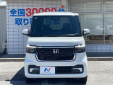 弊社では、全車『修復歴なし』のお車のみ取り扱っております。専任バイヤーによる厳選した仕入れの後、入庫後の車両チェックを行い、ネクステージが認定した高品質な中古車をご提供しております。