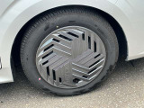 純正のホイールがよく似合います!185/60R16