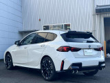 BMW Premium Selection保証では、ご購入後2年間に渡り走行距離無制限で、エンジン・ブレーキ・ミッション等のメイン部分に関しまして、万が一修理・整備が必要になりました際に部品・工賃無料にて対応いたします。