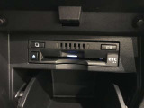 【ETC】とっても便利なETCを装備しています。 ETCを利用して、高速道路を楽々ドライブしましょう。 渋滞緩和にも繋がってエコ!?にも繋がります。