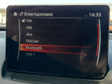操作性はもちろんのことデザイン性にも優れた使いやすい純正オーディオとなっております♪