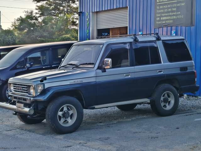 ランドクルーザー70 4.2 ZX ディーゼル 4WD