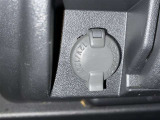 シガーソケット用の充電器が使用可能です!