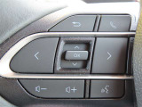 ブルートゥースに接続すれば、スマホに入れている音楽が聞けたり運転中に電話がかかってきてしまった場合もハンドルから電話を取ることができます!