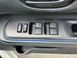 運転席はパワーウィンドウになっています。