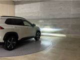 LEDヘッドランプです。十分な明るさを保ちつつも消費電力が少なく、バルブ寿命も長いのが特徴です。瞬時にMAXの光量を発揮するのもLEDならではです。
