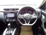 車の事分からなくても運転席に座ってみると何となく良い感じ!とかイマイチだな、とか感じます。だからこそ是非ご自身の目で手で体で実際に触れて頂きたいのです。
