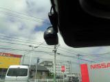 安心・安全なカーライフに必須のドライブレコーダーを装備 走行中はもちろん、アオリ運転や事故に遭遇した際の状況も映像で記録し万が一のリスクに備えます