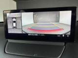 360&deg;ビューモニターでは前後左右4つのカメラ映像をさまざまな走行状況に応じて切り替えてセンターディスプレイに表示することで、駐車時や狭い道でのすれ違い時、見通しの悪い交差点進入時でも安心感を高めます