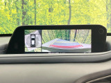 【360&deg;ビューモニター】専用のカメラにより、上から見下ろしたような視点で360度クルマの周囲を確認することができます☆死角部分も確認しやすく、狭い場所での切り返しや駐車もスムーズに行えます。