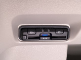 ETC車載器付。ETCが使用可能な道路通行料はキャッシュレスでスマートに走行できます。