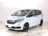 ホンダカーズ東京中央U-Select西新井へようこそ。当社下取りのお墨付き車両。人気車両で充実装備の一台。おススメです。どうぞご覧くださいませ。