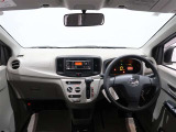 見通しのよいすっきりとした視界で、誰でも運転しやすいです。運転のしやすさは疲れにくさにも繋がりますよ♪ウレタン製ハンドルとなります!