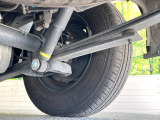 お車を安心してお乗りいただく為には、足回りの定期点検が欠かせません。サービスサポート(有償保証)では無料点検もご提供しており、安心のカーライフをお過ごしいただけるサポート体制が整っています。
