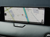 マツダコネクトの12.3インチワイドセンターディスプレイです。『Android Auto』『Apple CarPlay』や独自のコネクテッドサービスに対応したインターフェイスシステムです。