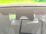 【トヨタセーフティセンス】走行中に前方の車両等を認識し、衝突しそうな時は警報とブレーキで衝突回避と被害軽減をアシスト。より安全にドライブをお楽しみいただけます。