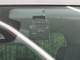 【ドライブレコーダー】ドライブレコーダー装備!走行中はもちろん、あおり運転や事故に遭遇した際、映像で記録し、万一のリスクに備えます。※記録用SDカードはお客様ご自身でご準備いただく必要があります。
