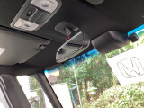 Hondaセンシング搭載!ミリ波レーダーと単眼カメラで、クルマの前方の状況を認識。ブレーキやステアリングの制御技術と協調し、安心・快適な運転や事故回避を支援する先進のシステムです!