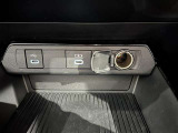 USBポート・アクセサリーソケット付き。