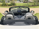 お車の後方画像です。