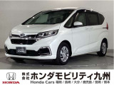 フリードG ホンダセンシング 6人乗りです。ホンダセンシングを標準装備したこの車両は、パワースライドドアや、オートエアコン、スマートキー等、充実装備のグレードです。