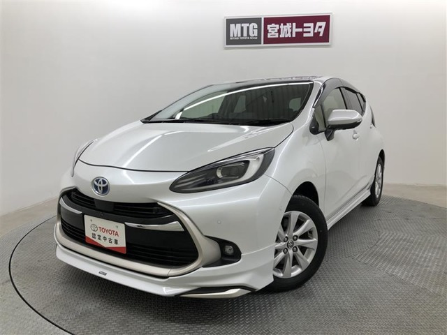 アクア  1.5 Z E-Four 4WD