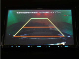バックモニターで車庫入れや駐車もラクラク♪※あくまでも補助的な装置なので目視確認もお忘れなく!