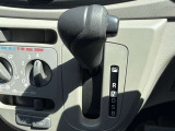 4WD/寒冷地仕様/純正オーディオ/フルフラットシート/インパネシフトレバー/アクセサリーソケット/キーレスキー/スペアキー/取り扱い説明書/ETC/積込アルミ付きタイヤ