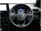 各操作スイッチなどもハンドルから手を放すことなく操作可能で安全運転に支援いたします!