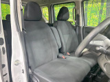 ドライバーによって運転しやすいポジションは異なり、あの車はどうなのか不安なこともありますよね。気になるお車は店頭で乗り込んでご確認いただけます♪