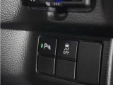 ◆パーキングセンサーシステム◆車庫入れの時などに近くに障害物がある場合、障害物までの距離を音で知らせてくれます。
