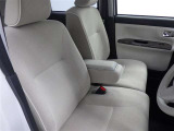 新車時発行のメンテナンスノートもしっかり装備されています。