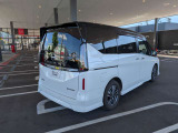 セレナ 1.4 e-POWER ルキシオン 