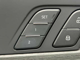 【運転席ポジションメモリー付パワーシート】ワンタッチで記憶させていたシートの前後・リクライニングはもちろんシートリフターも備えます☆快適なドライブをお楽しみ下さい♪