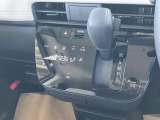 【オートエアコン】 設定温度は一定のまま、1年中、車内は快適空間♪快適温度♪