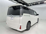 荷物をたっぷり載せて広々ドライビング♪夏でも冬でも、アウトドアやショッピングを思い切り楽しみましょう!