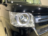 LEDヘッドライトで夜道も安心!