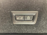 【バックカメラ】前後クリアランスソナー付なので、駐車が苦手な方でも安心です。ガイドの表示・非表示も切り替え可能です。