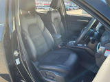 疲労を軽減するシートでどこまでも運転したくなる造りとなっています!
