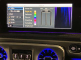 車内を彩るアンビエントライト。いつでもお好みの室内空間を演出してください。