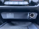 USB電源ソケット(TypeC)、電源ソケット(DC12V)が付いています。