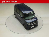 両側パワースライドドア付きだから、狭い駐車スペースなどでの乗り降りラクラク♪小さなお子さまのいるご家庭には嬉しい装備です。