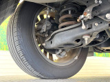 お車を安心してお乗りいただく為には、足回りの定期点検が欠かせません。サービスサポート(有償保証)では無料点検もご提供しており、安心のカーライフをお過ごしいただけるサポート体制が整っています。