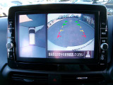 アラウンドビューモニター!空から見下ろしているかのような映像を映し出します。駐車時には安心ですよね♪