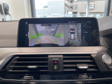 トップビューカメラ前後クリアランスソナー付なので、駐車が苦手な方でも安心です。ガイドの表示・非表示も切り替え可能です